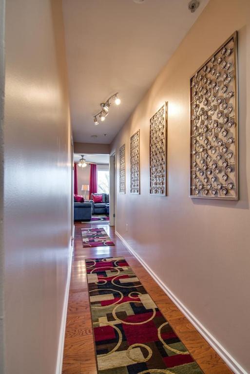 Heart Of Downtown/Walk To Broadway & The Action/Bars/Music Venues/Honky Tonks! Apartment Nashville Exterior photo